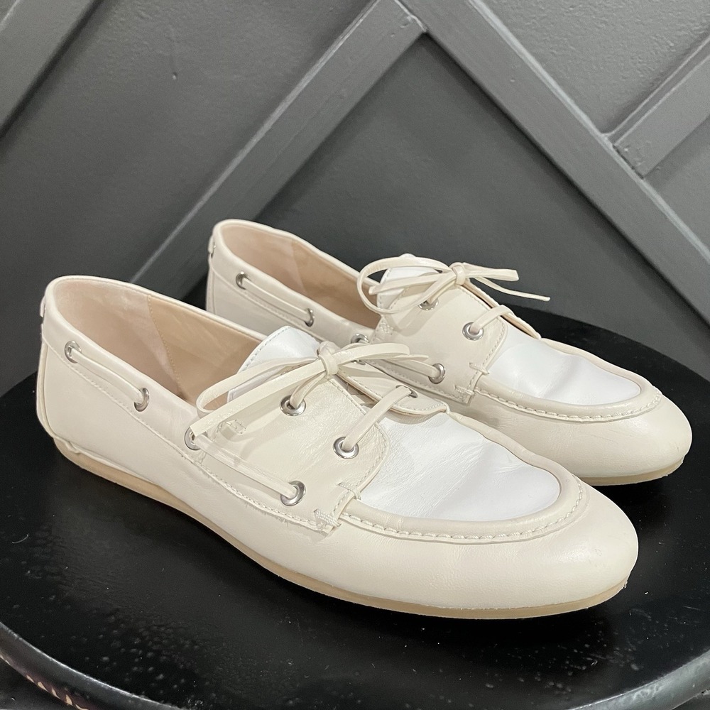 Stuart Weitzman White Leather Boat Shoes Womens Size EU 38 US‎ 8 Made Spain